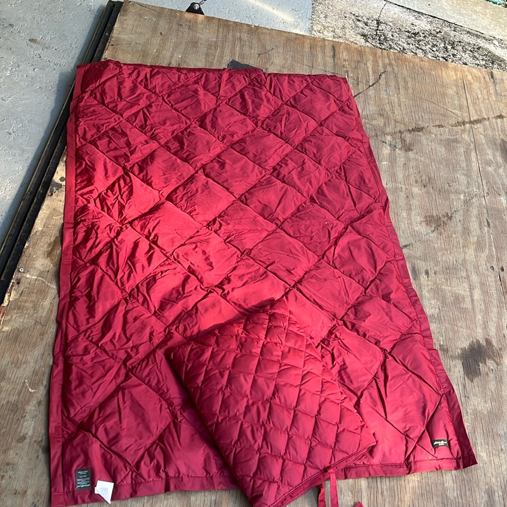 Down Filled Luxurious Red Quilted Blanket